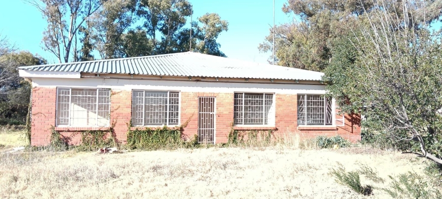 5 Bedroom Property for Sale in Edenburg Free State